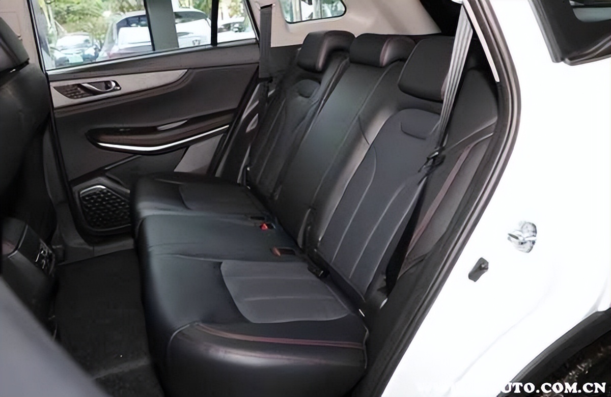 长安cs75缺点都有哪些,长安cs752020款缺点是什么