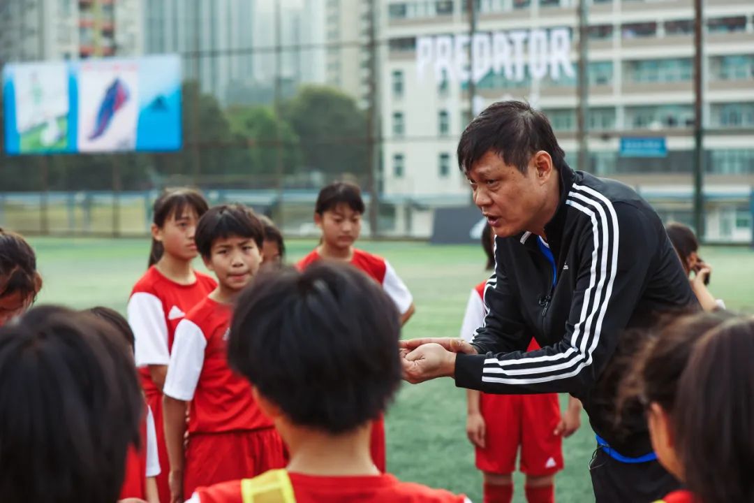 阿迪达斯新赛季,从足球到羽毛球