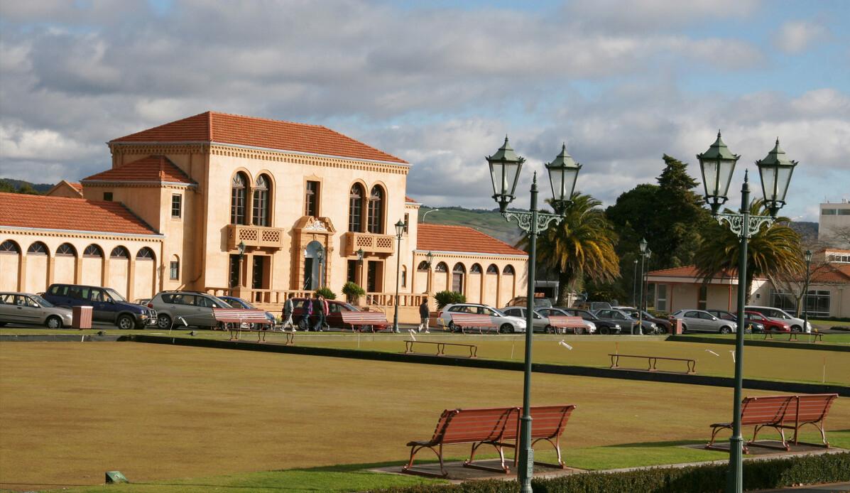 中国炒房团在海外有哪些操作,新西兰房产市场炒房最新政策