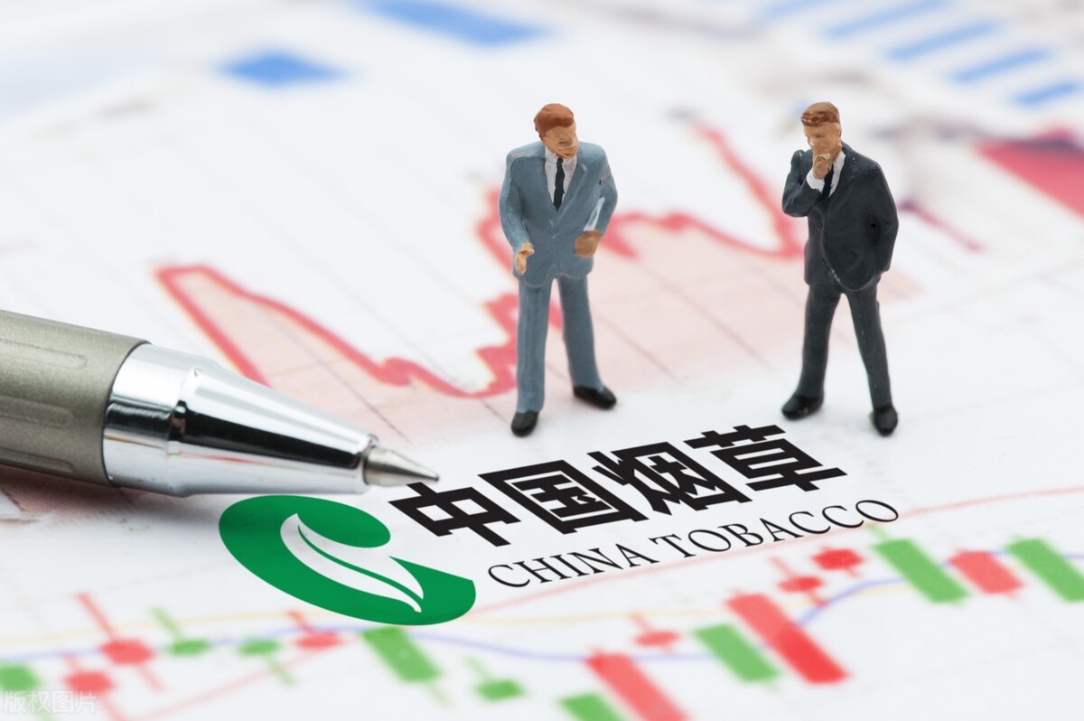 *子烟电**女王三年赚了3000亿，最后却败给了一张“A4纸”