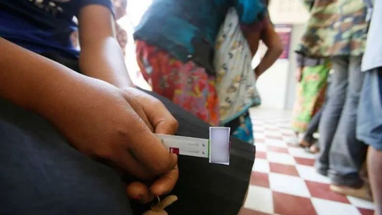 柬埔寨不喜欢白色衣服吗,柬埔寨为什么喜欢穿外套