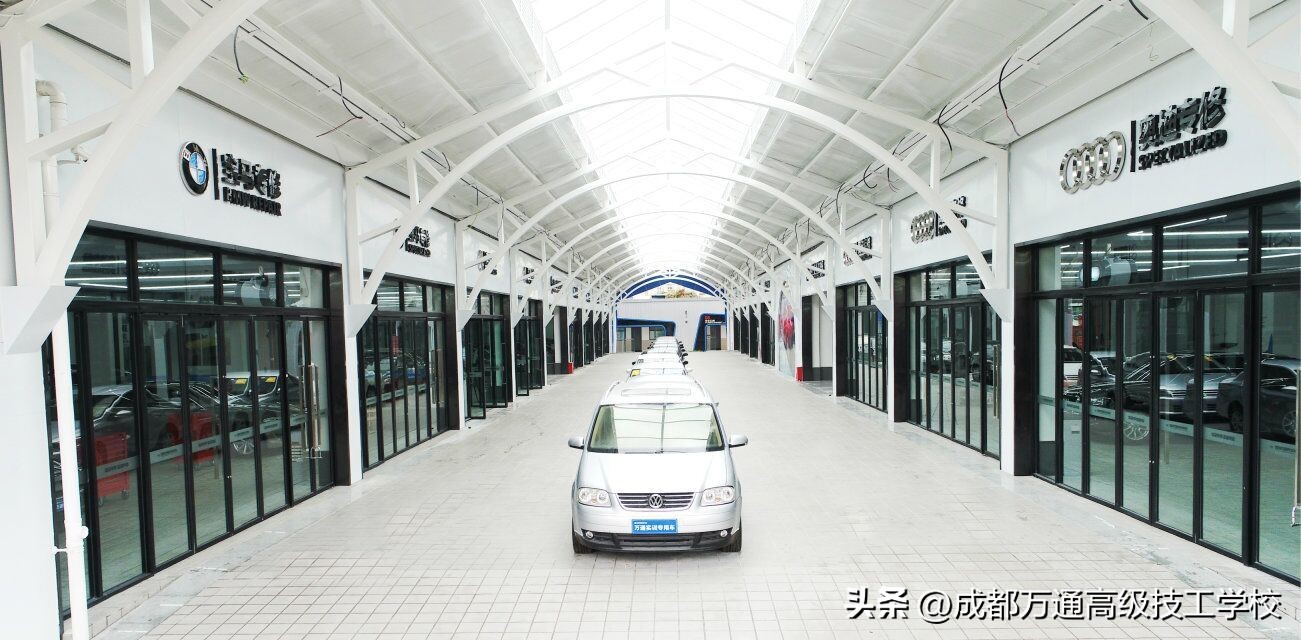 初中毕业生应该选择什么职业学校,初中毕业如何选择合适的职业学校