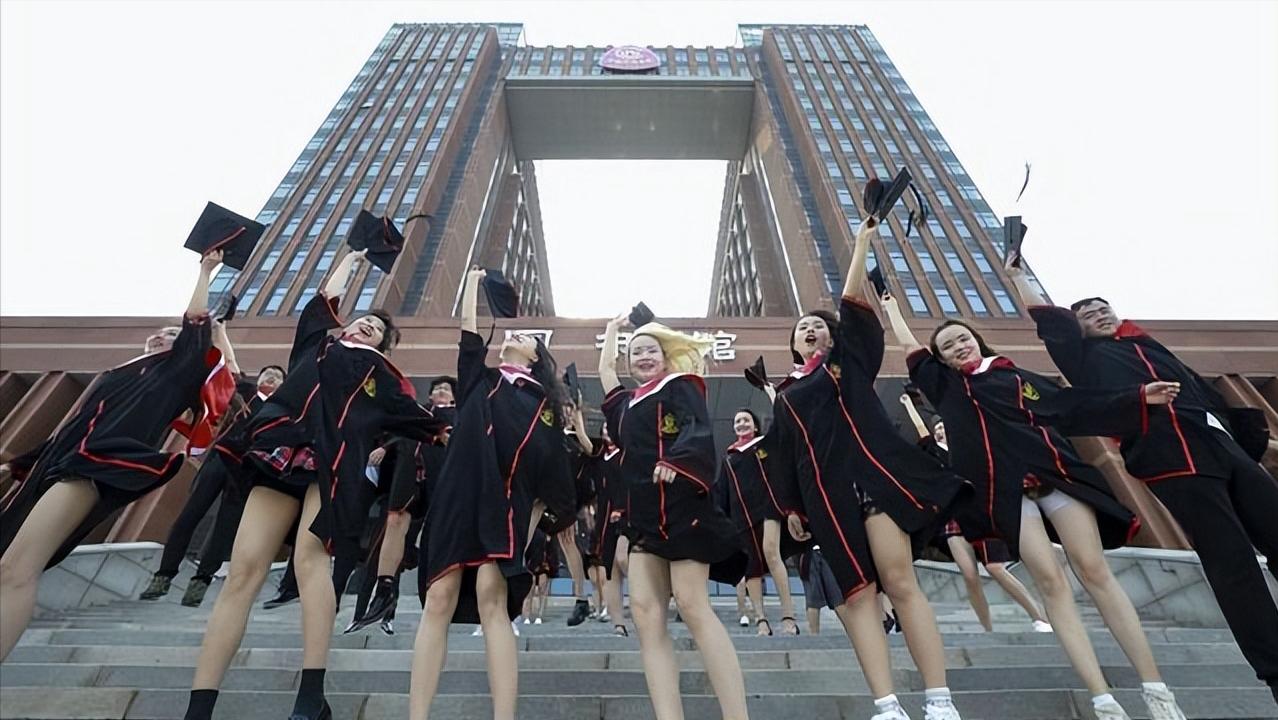 中国医科大学是重点大学吗？不是双一流，但医科实力居国内前15