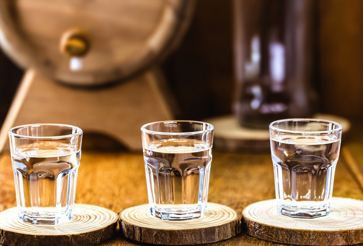 海外游客涌入中国,大量外国游客到中国