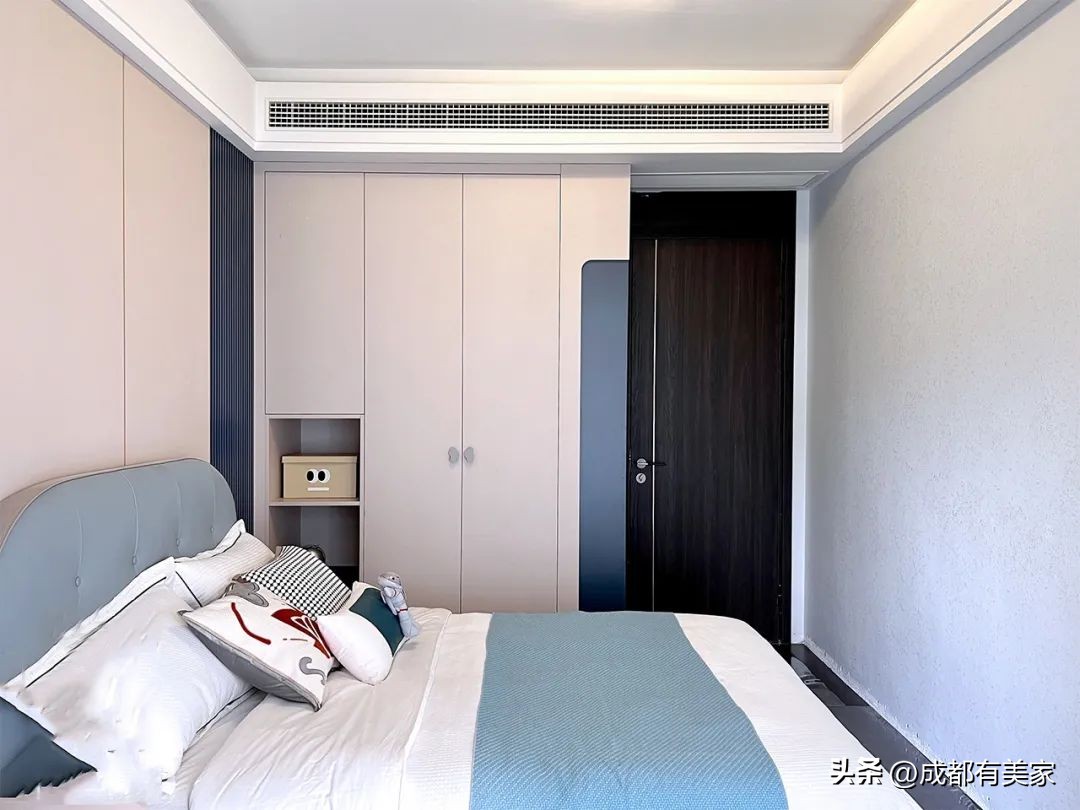 成品柜or定制柜谁更适合你家呢,比定制柜子更好的成品柜