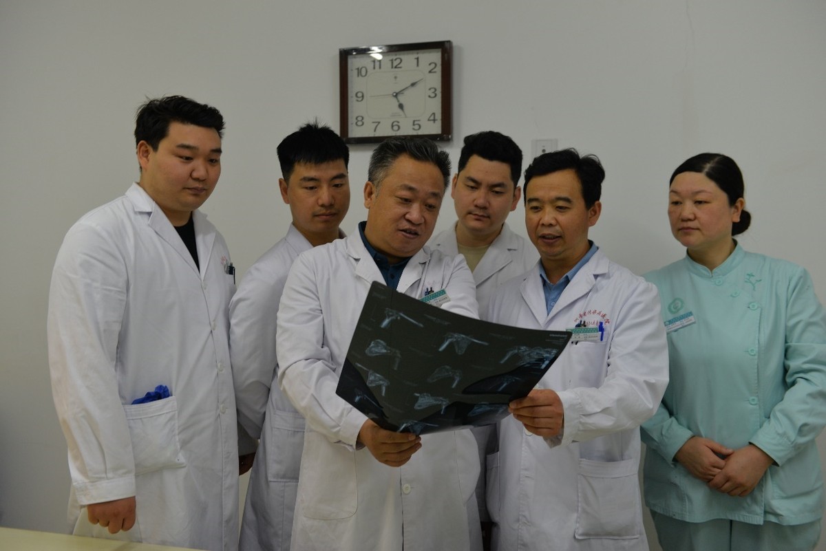 【名医风采】舒文政:对骨科病人负责是天然使命