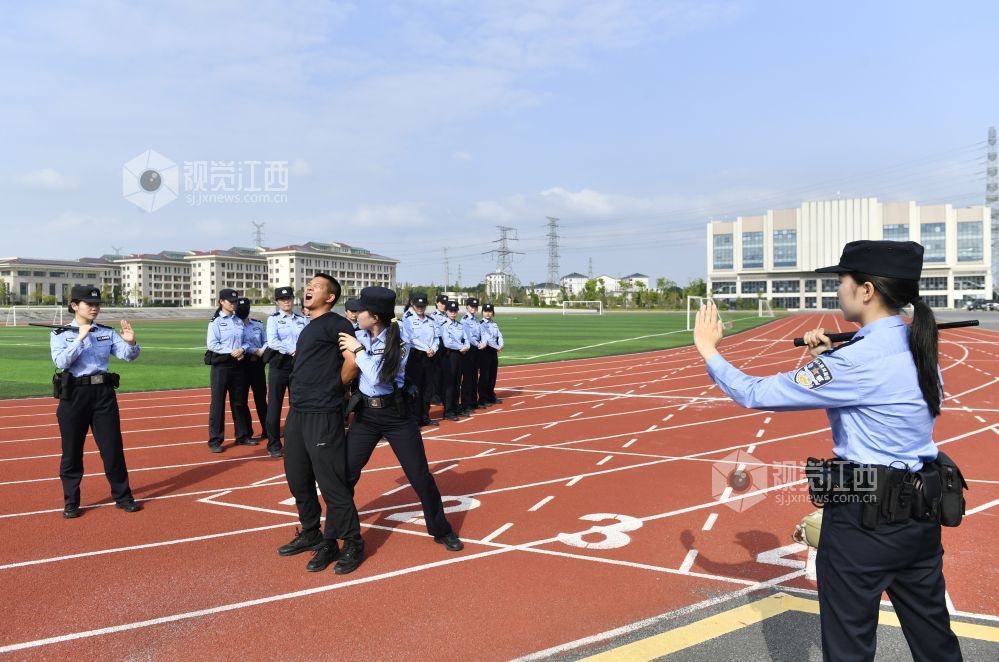 陀枪师姐飒爽英姿,英姿飒爽江西