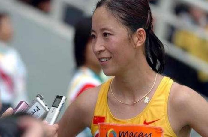 王军霞前夫战宇现状,王军霞前夫