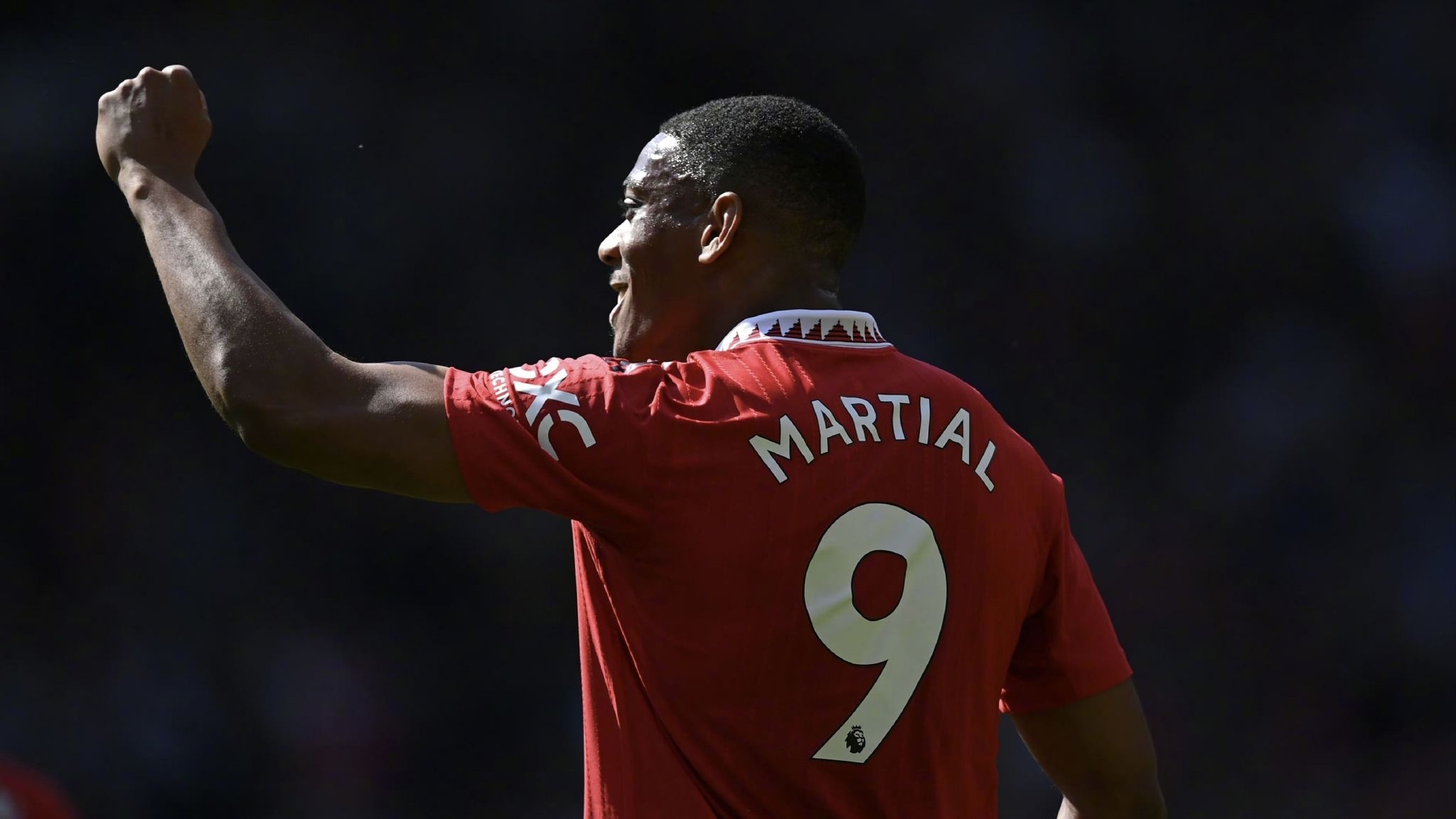 4-1!这7000万欧物超所值!胖虎连场进球,将曼联送进欧冠赛场