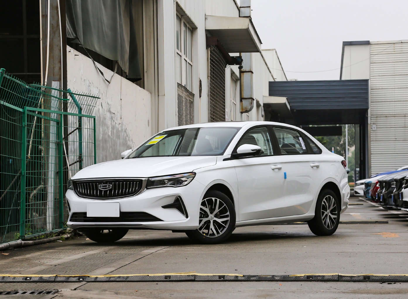 花7万买电车值得吗,6.98万的帝豪配置如何值不值得买