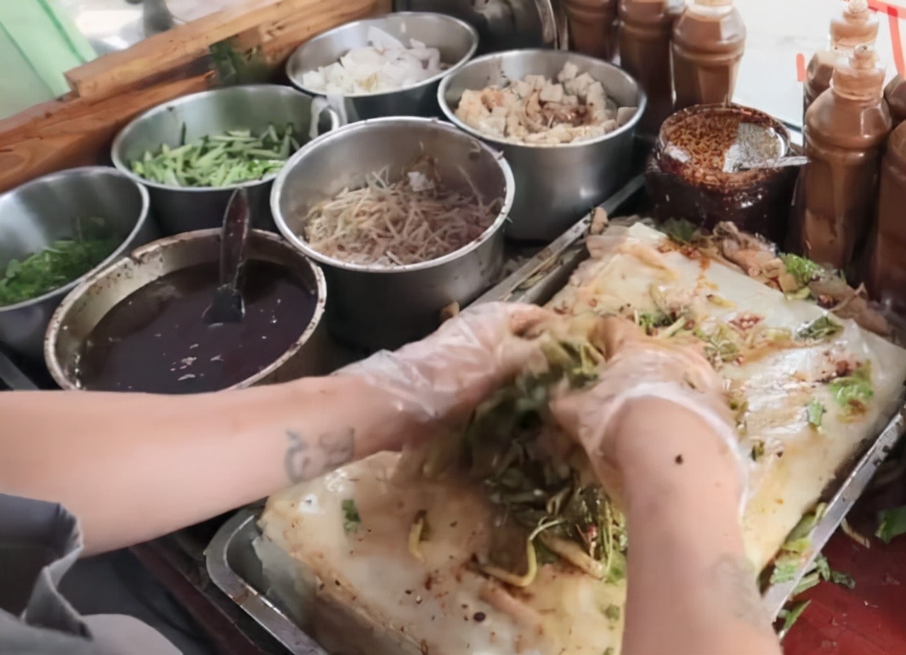 利润很少的地摊小吃有哪些,地摊既简单又暴利的小吃