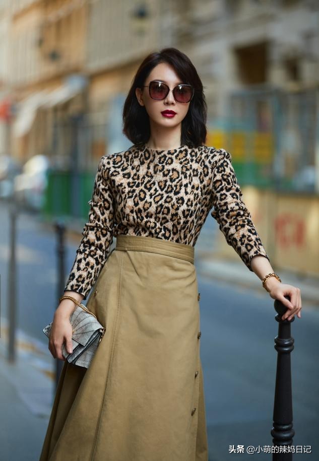 2020最火中短烫发20-30岁长发,适合头发很少又是长发的烫发