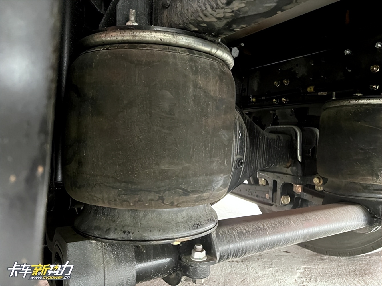 解放j6g新款280马力能跑多快,新款解放j6g自动挡