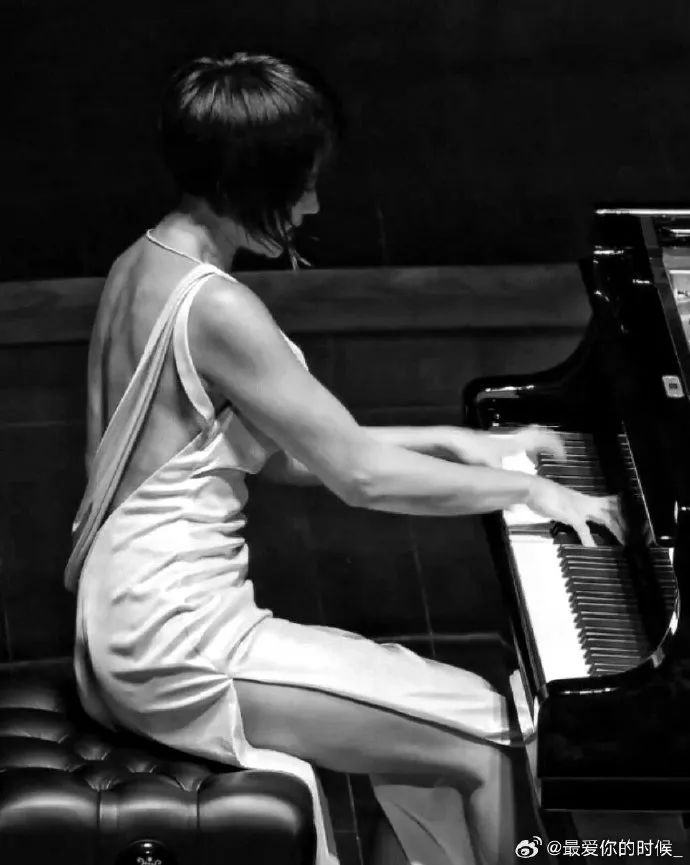 郎朗同门师妹奏钢琴,郎朗师妹蜜蜂飞舞钢琴完整版