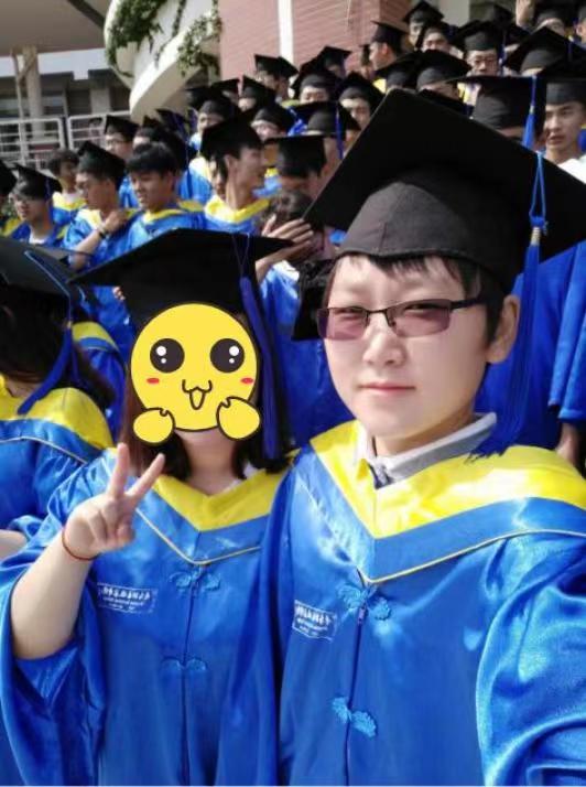 74岁老中医娶二十四岁女大学生,6旬老中医娶二十多岁少女