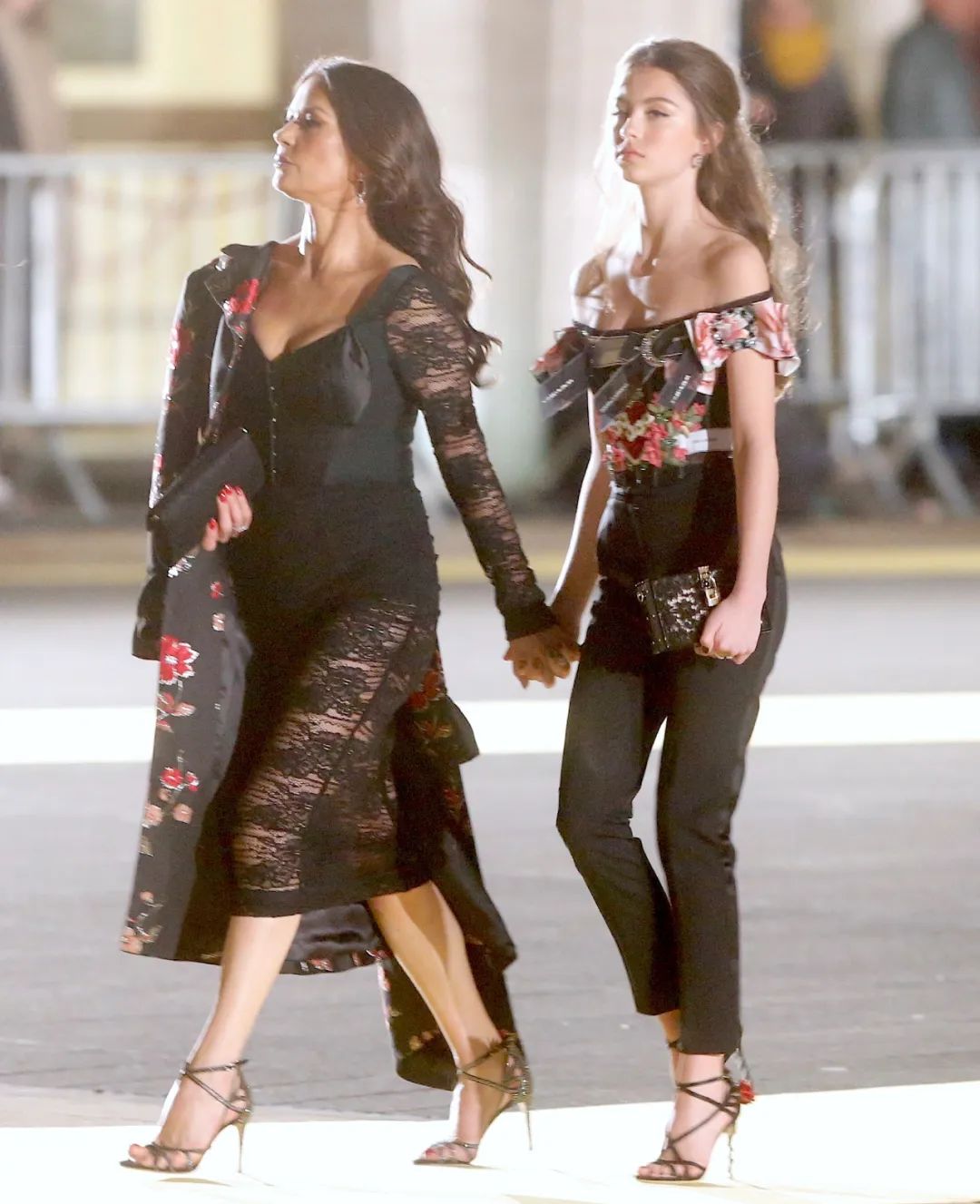 “英国关之琳”闪婚大25岁白头大叔