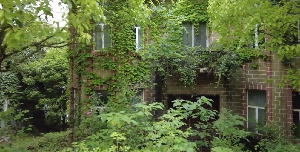 贵阳市废弃别墅群,贵阳荒废别墅群