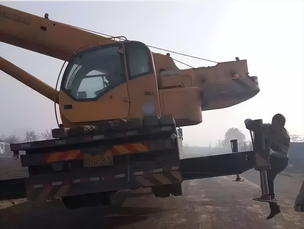 闂笘闂存儏涓轰綍鐗╄浜哄ソ蹇冮吀,闂笘闂存湁澶氬皯鑻﹂毦