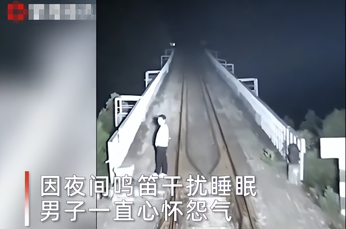 银河系中心超大质量黑洞首张照片,银河系中心黑洞的首张照片揭晓