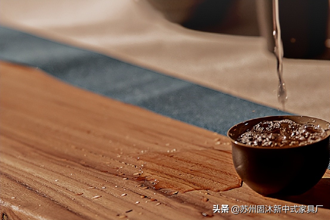 禅意新中式原木大平层,新中式原木禅意软装元素