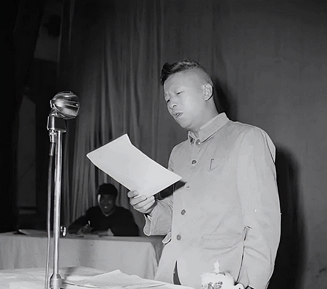 “西安事变”25年后，杨虎城之子向周总理坦言：有一件事我不甘心