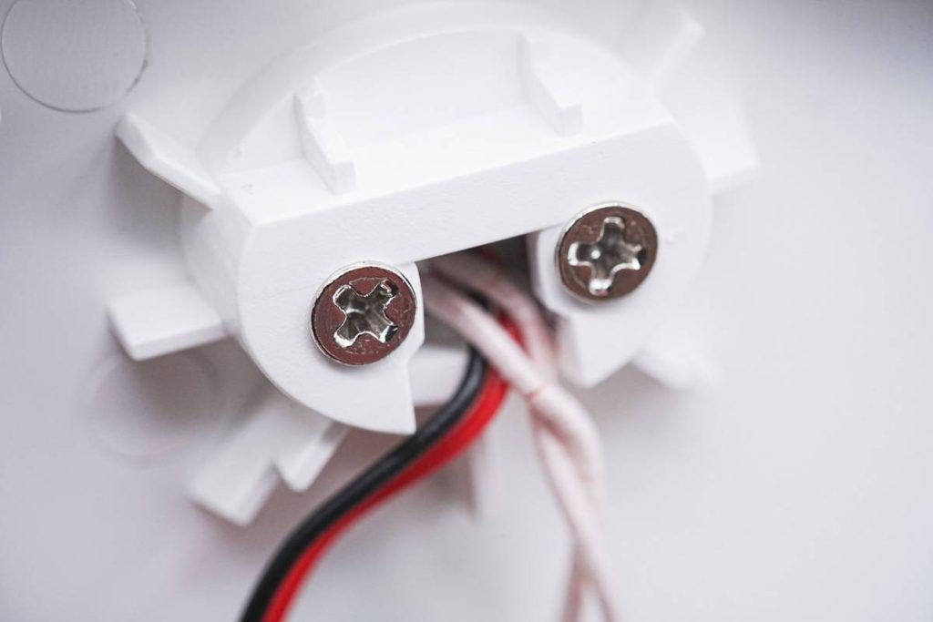 磁吸无线充电宝拆机测评,苹果原装磁吸充电器拆解