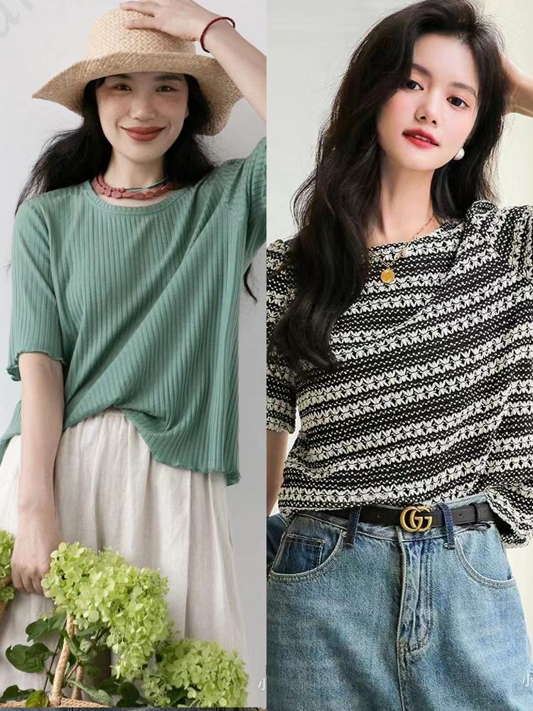 穿半截袖t恤,一字肩短袖针织衫配什么裙子好看