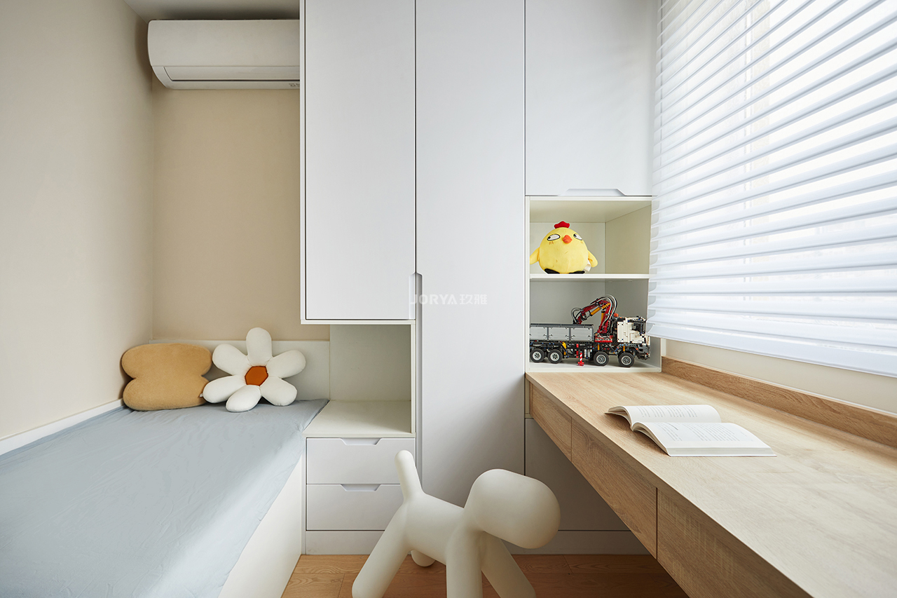 奶油白简约别墅,奶油白原木风小户型