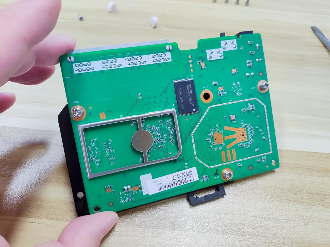 墙壁路由器好不好,晴天路由器穿墙效果