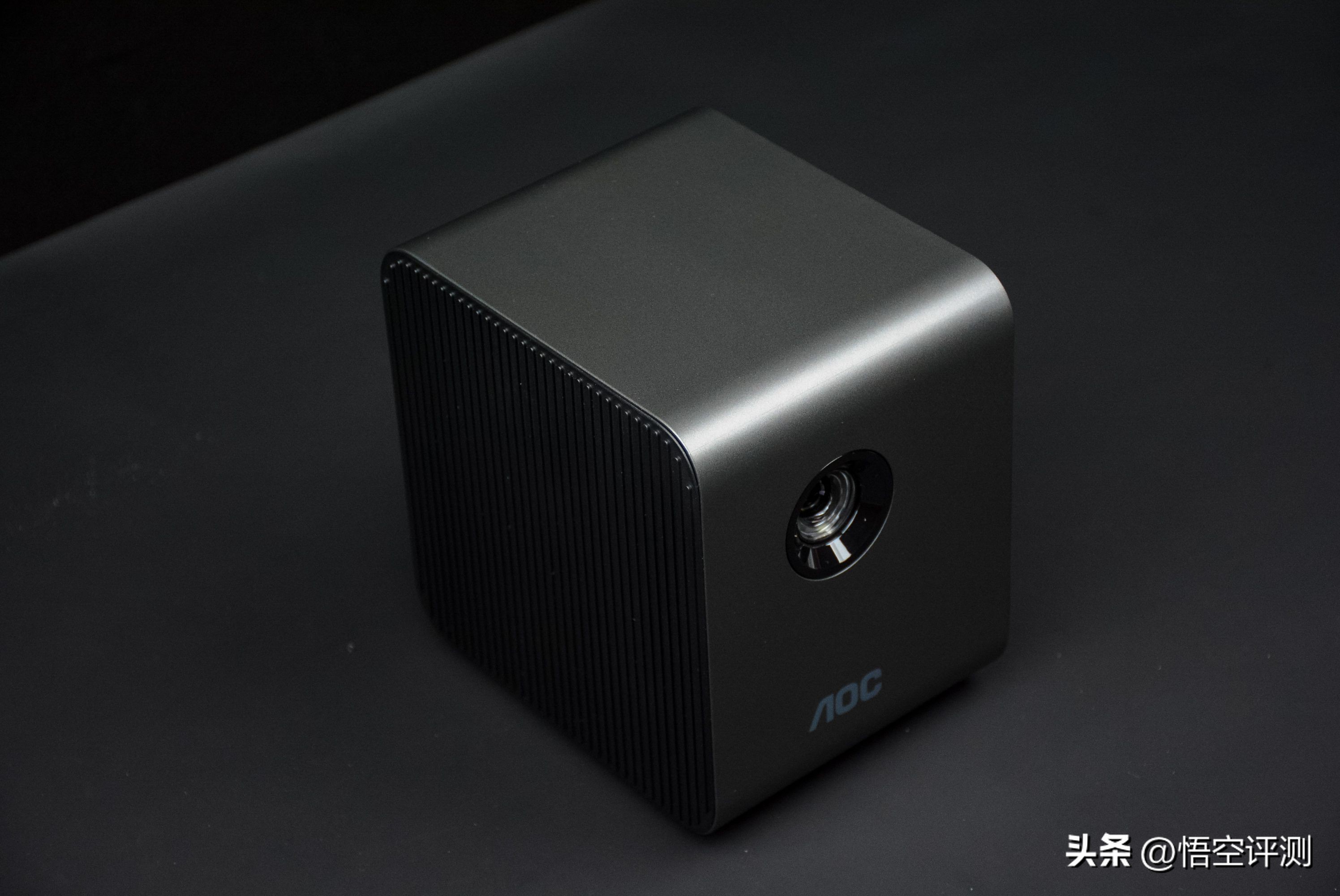 aocc1超短焦投影仪评测,3000亮度最高投影仪