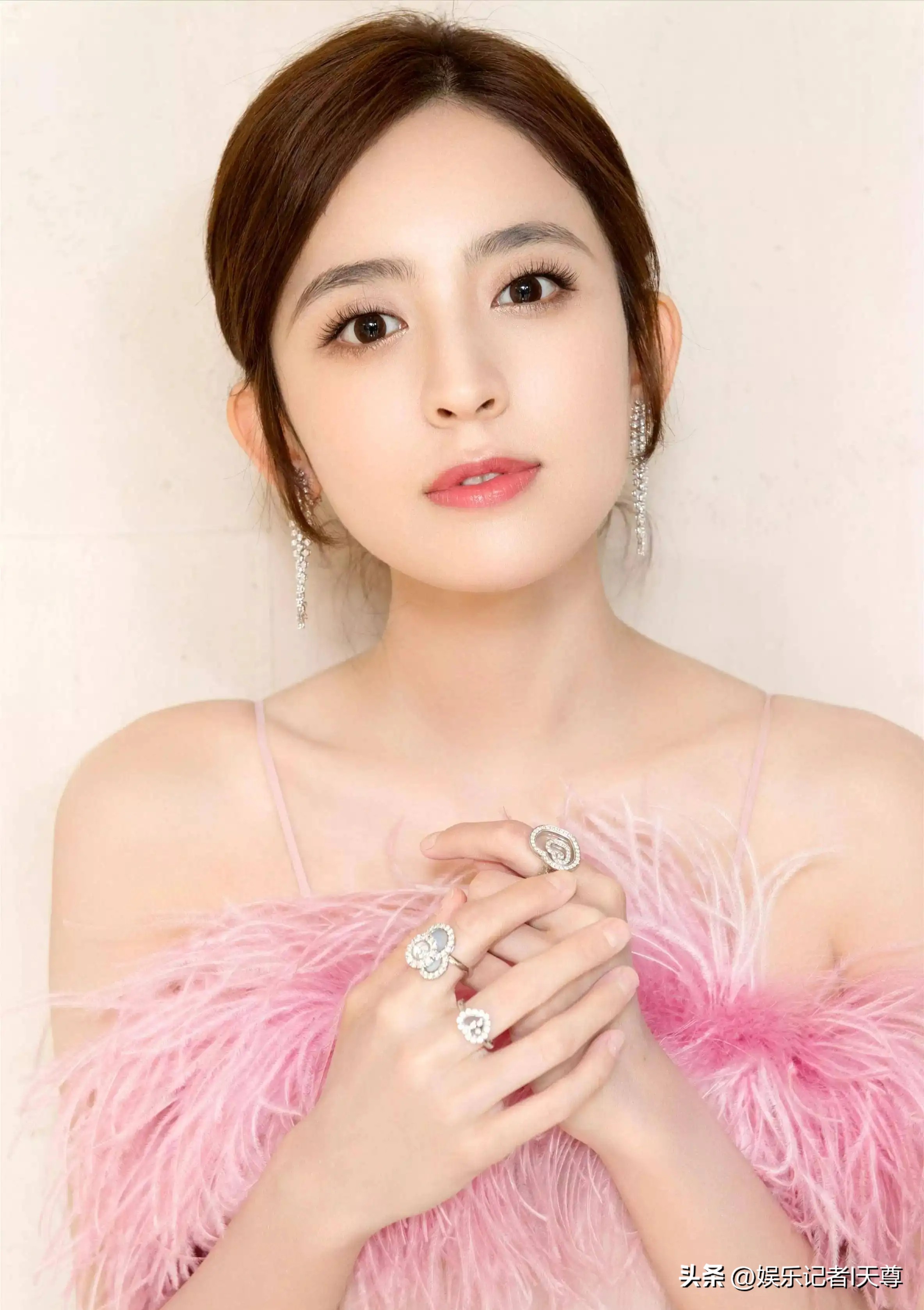 盘点惊艳了时光温柔了岁月的女星,娱乐圈90后最美6大女星