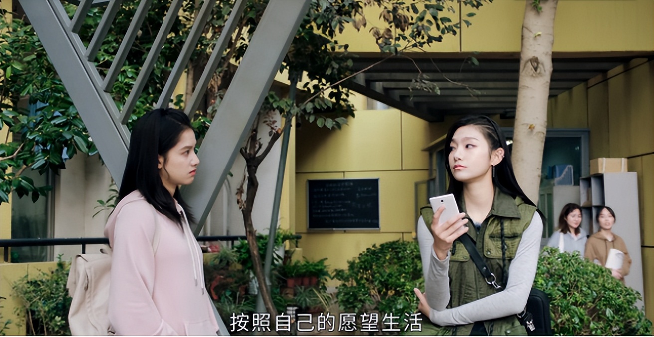 长得再美,观众也看吐了