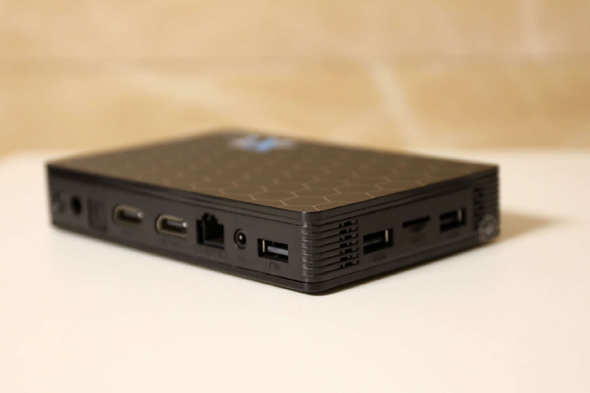 现在的智能电视还需要电视盒子吗,有智能电视了还需要电视盒子干嘛