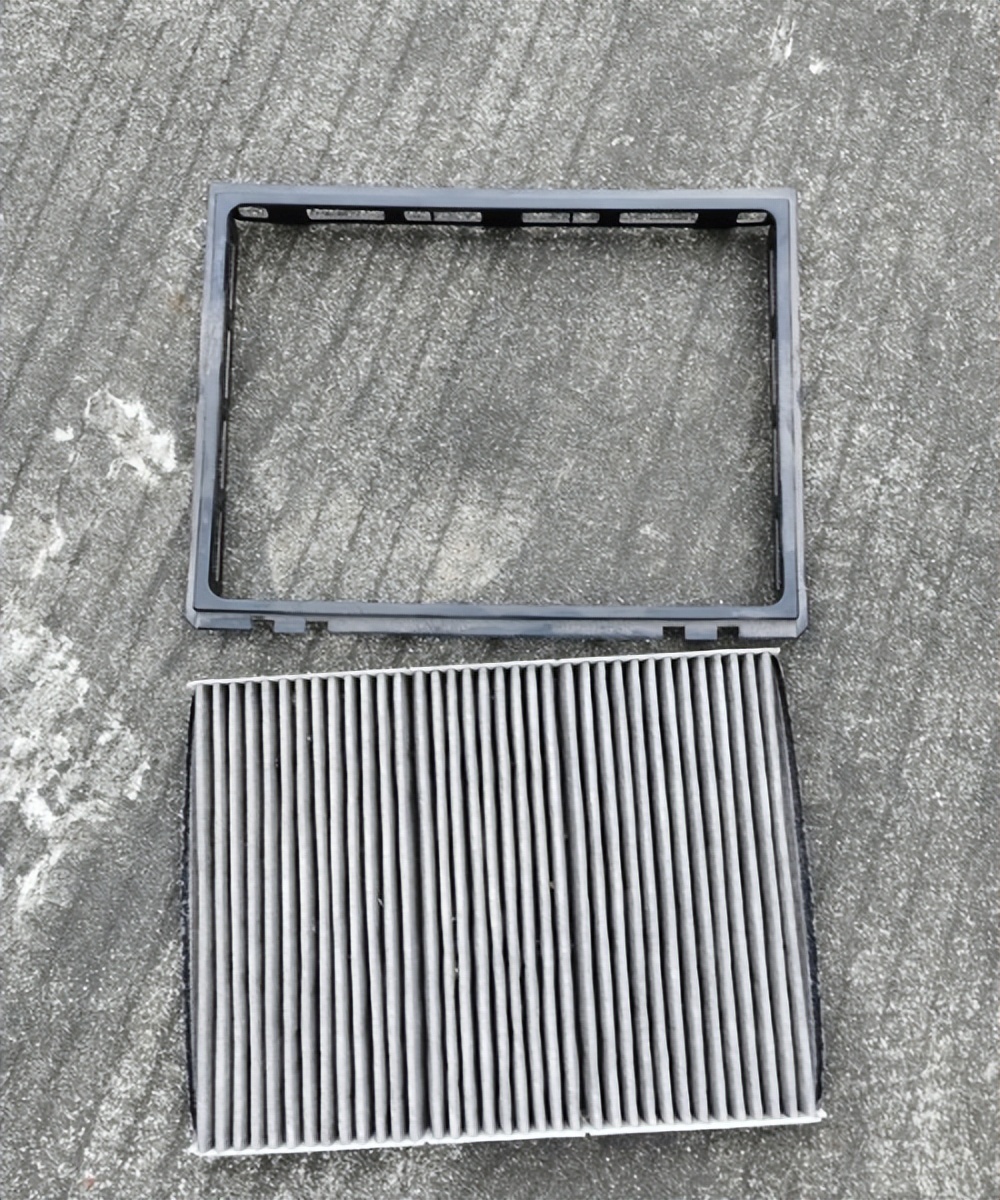 车内空调异味刚换的空调滤芯,车里有异味换空调滤芯管用吗