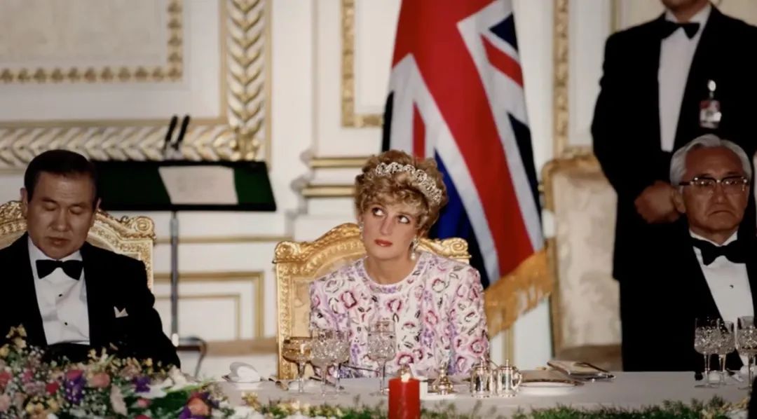 她死在亿万婚姻中