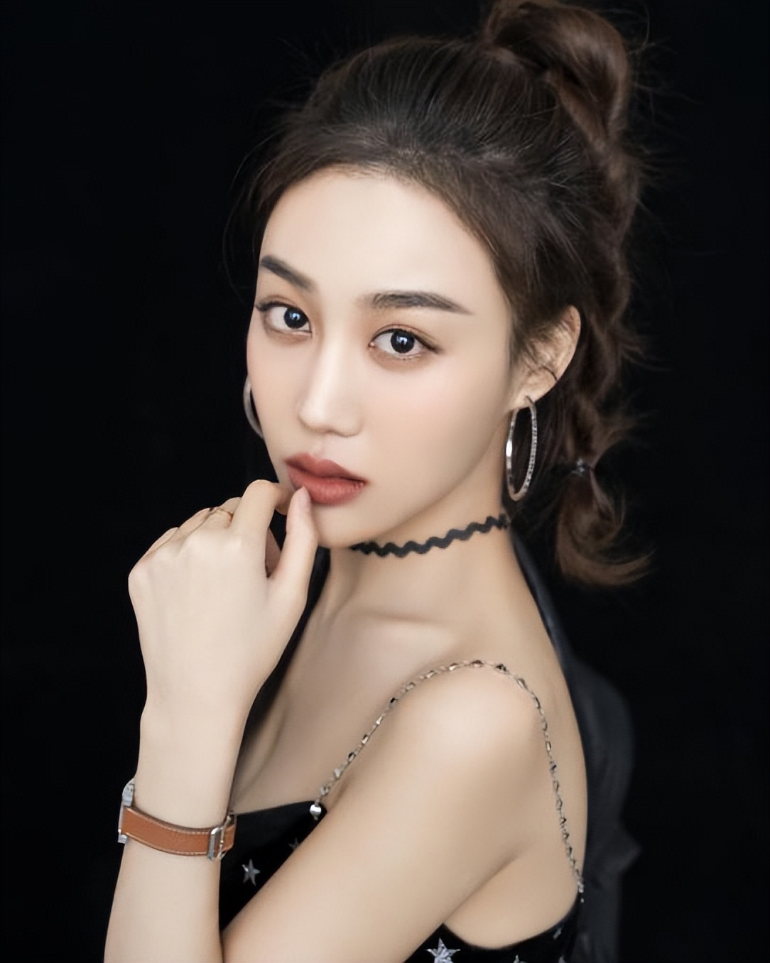 德云社张云雷岳云鹏秦霄贤孟鹤堂,岳云鹏秦霄贤同台说相声