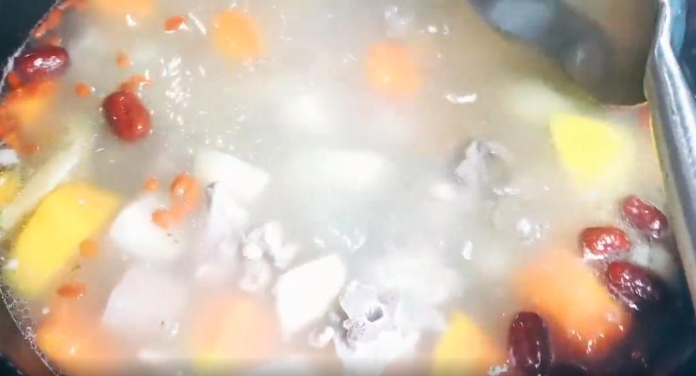 阳后刺激性咳嗽喝什么汤,阳了后咳嗽吃什么中药最见效