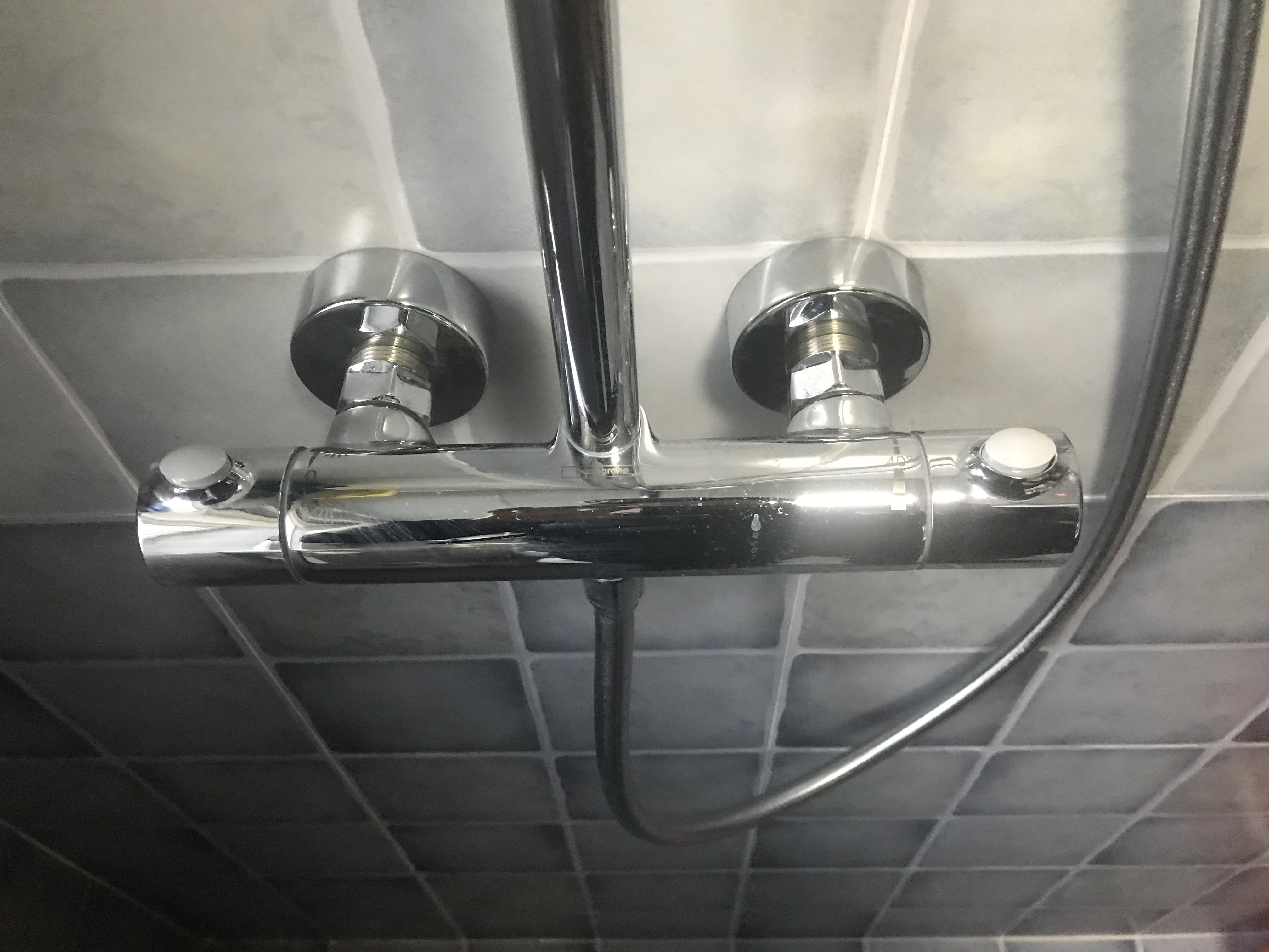 恒温花洒性价比高一点的,如何选择恒温花洒不踩坑