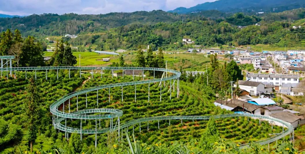 腾冲茶山高空漂流,腾冲市清河茶山高空玻璃漂流位置
