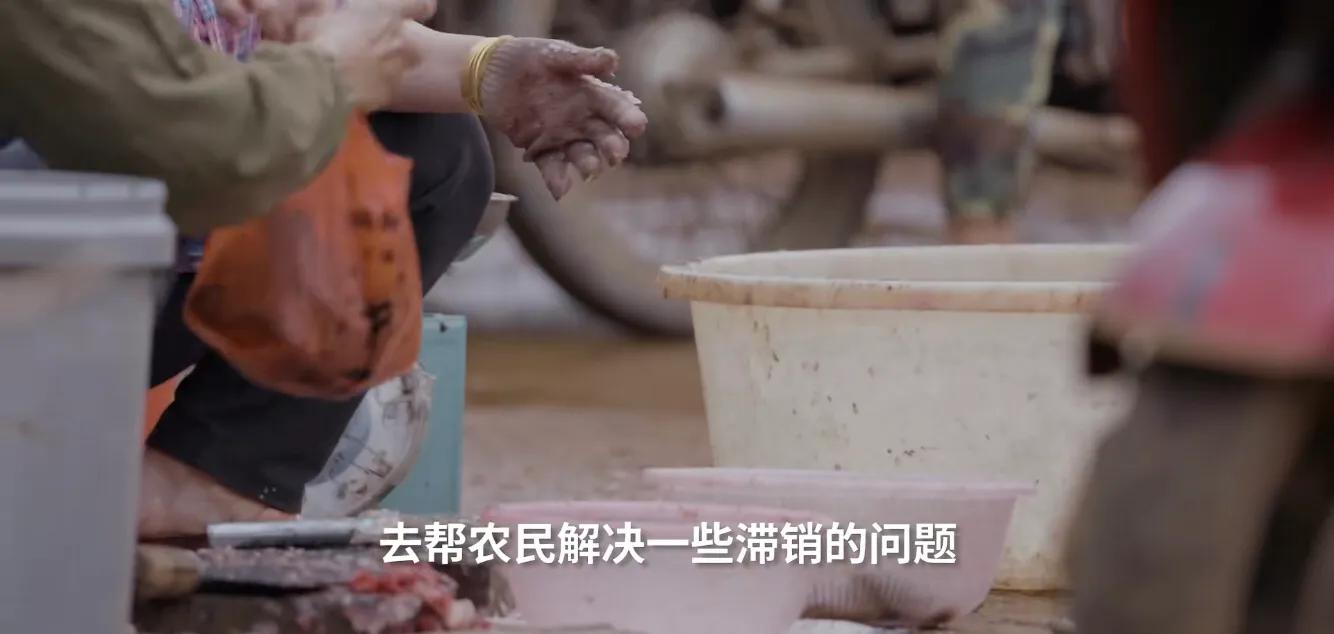 造棺材、揽快递、卖水果，逃离大城市后90后的返乡新生活