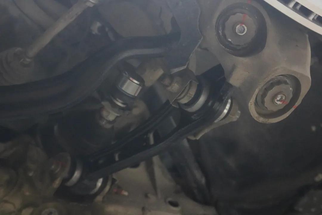 老款路虎揽胜修复,彻底翻新一辆路虎揽胜全过程