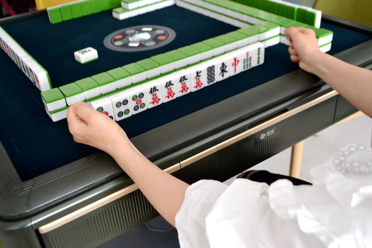 麻将机雀友s60和s90哪个型号好,雀友麻将机t380和s90区别