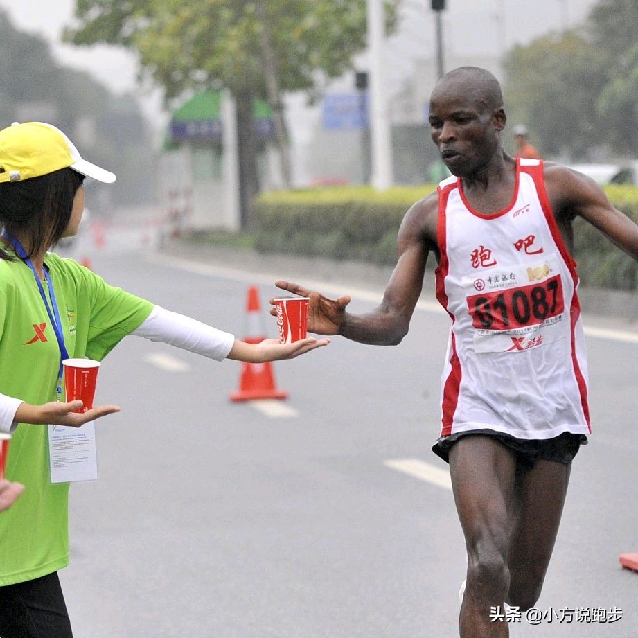 跑步后腿部肌肉酸痛如何快速缓解,跑步后膝盖酸软无力全身肌肉酸痛