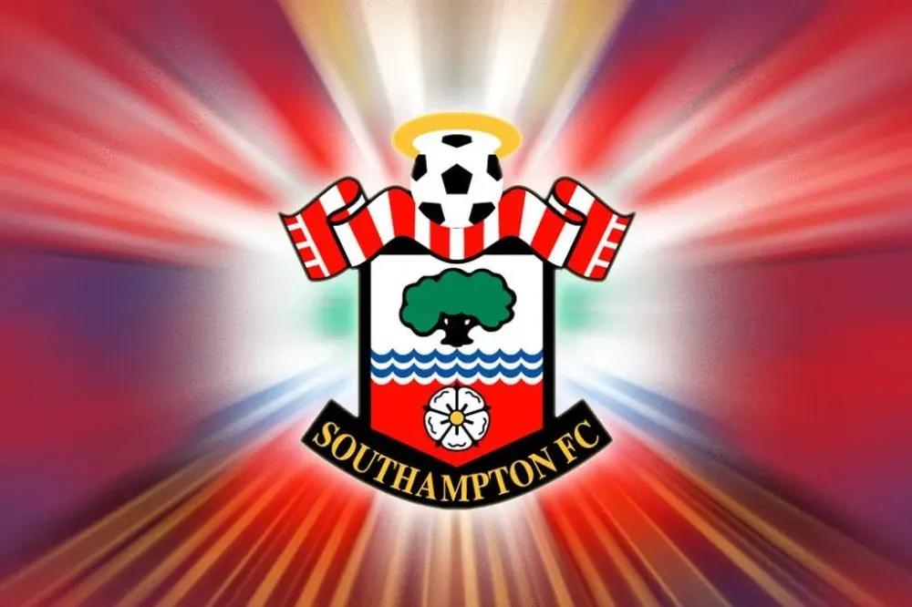 铁锤帮指英超哪个队,英超球队铁锤帮