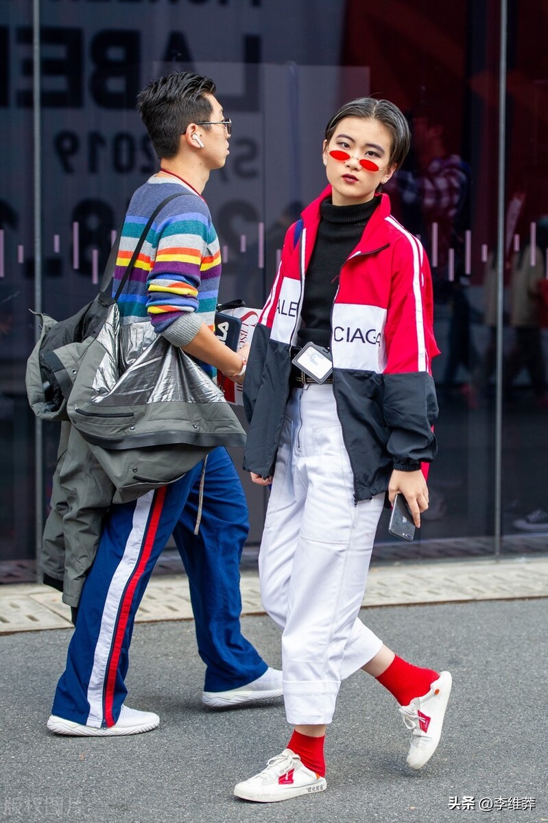 女生学服装设计专业怎么样,服装设计学生学什么专业好