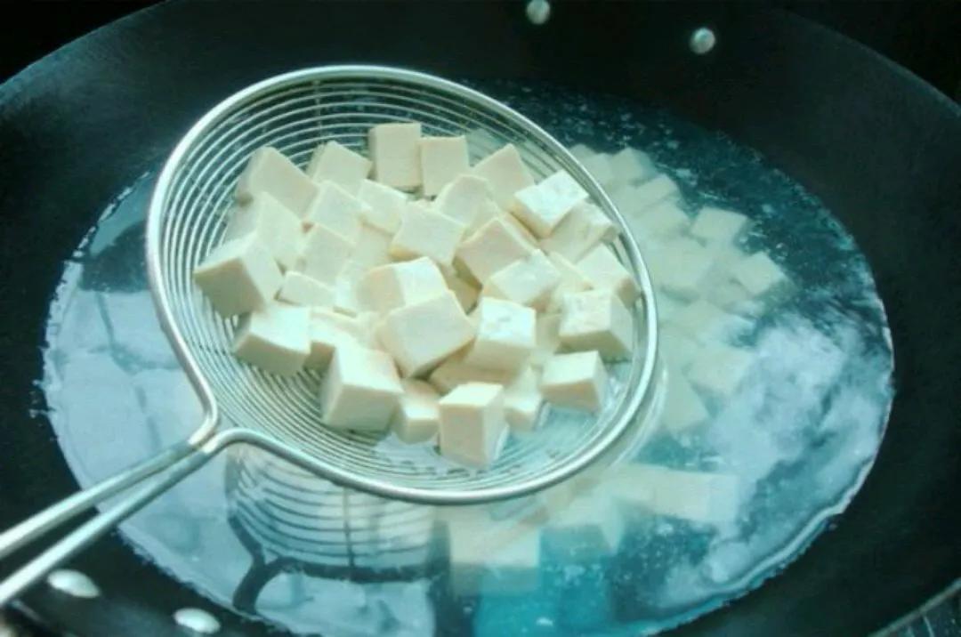 补钙最好的食物排名第一名,补钙的食物除了牛奶