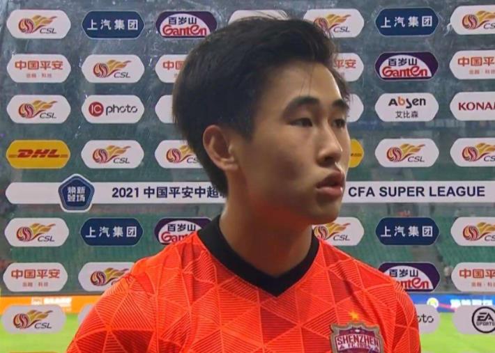 给球队整蒙了！国足归化一句话对付欠薪俱乐部：有事跟我的律师谈