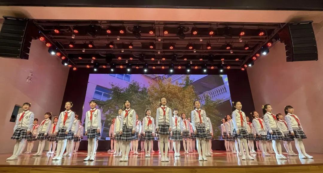 开学啦听听新生的感受,开学了看一下宿舍的环境