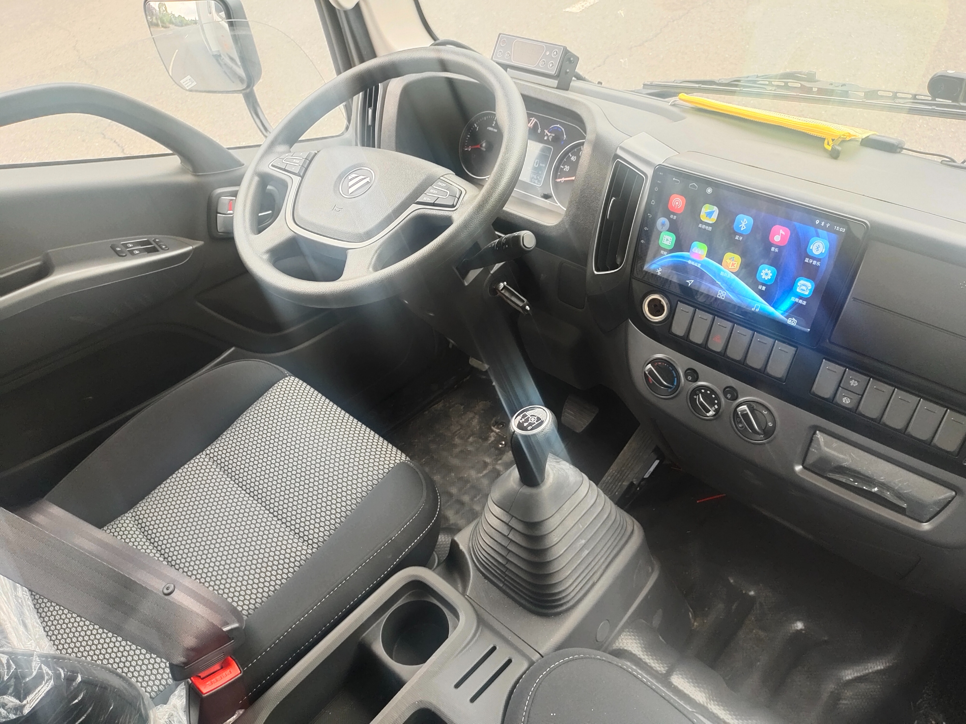 5米2黄牌冷藏车多少钱一辆,黄牌5.2米冷藏车