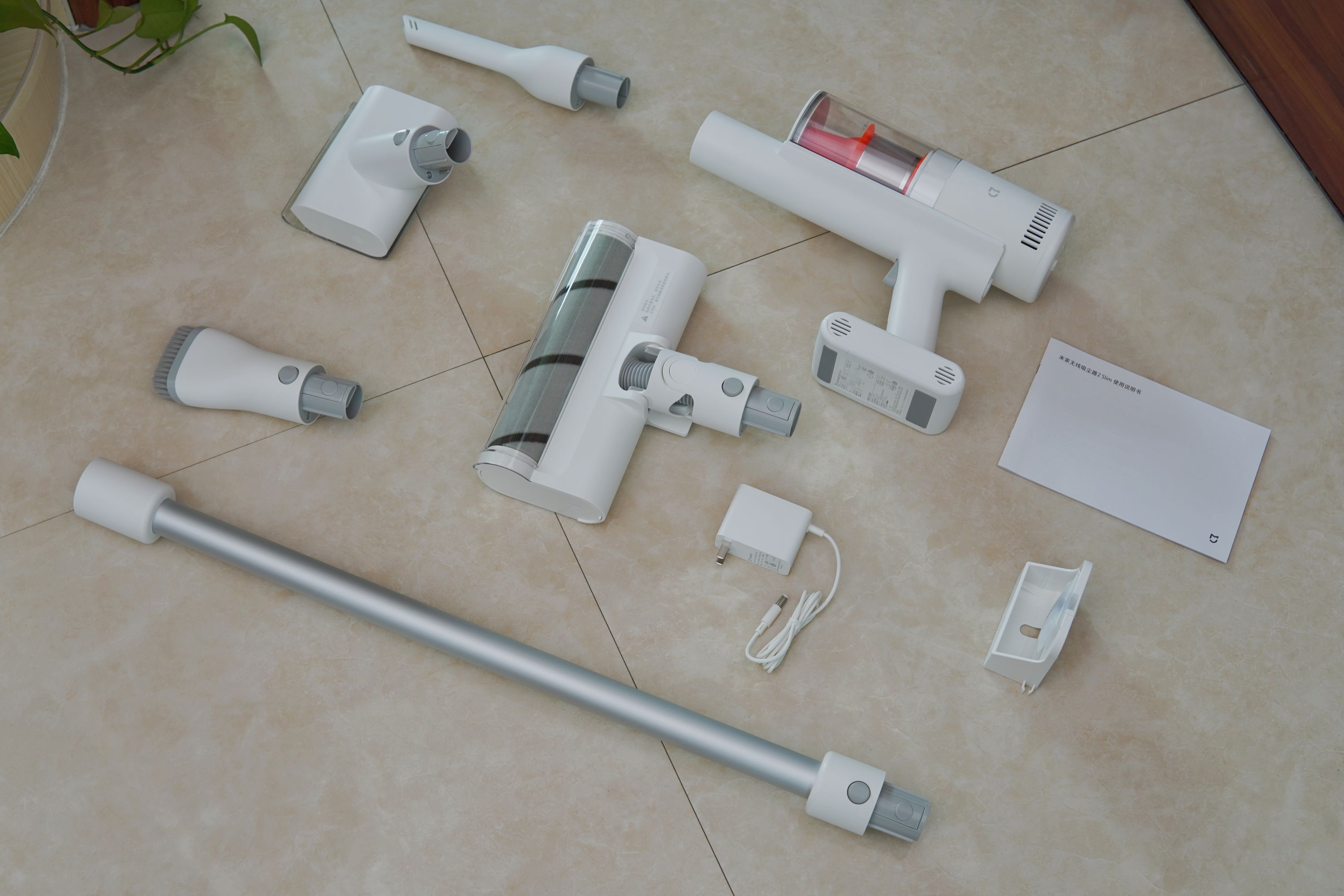 600元无线吸尘器测评,小米无线吸尘器2和2slim